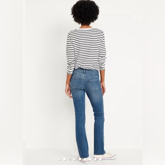 Boot Cut Mid Rise Jeans - Picture 3 of 10